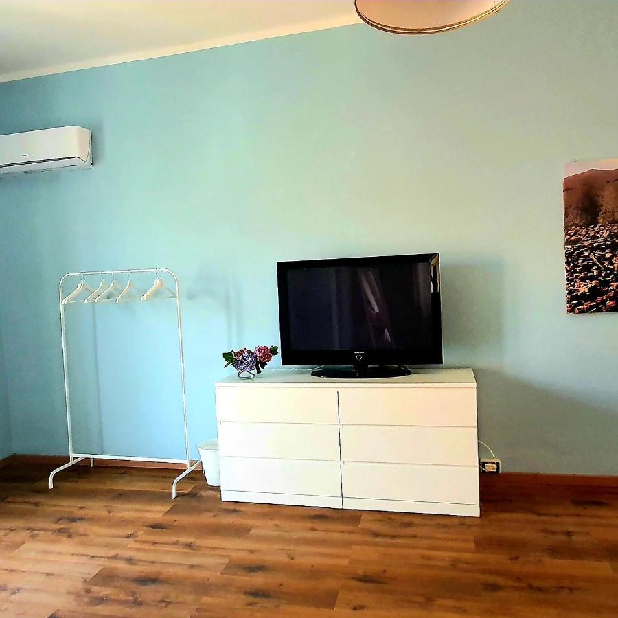 La Casa Di Andreina Hotel มอนเดลโล ภายนอก รูปภาพ